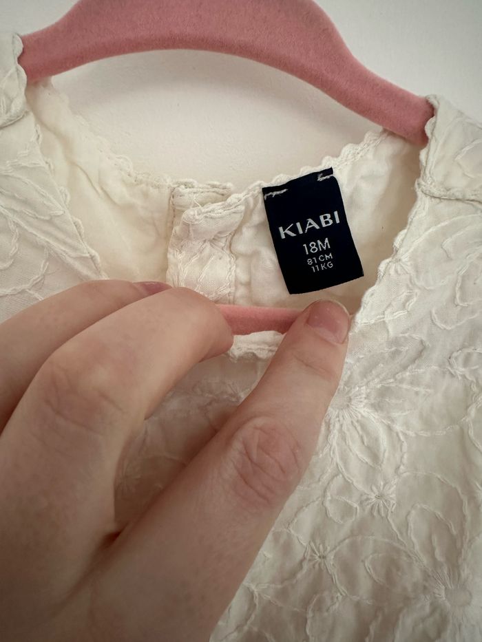 Robe dentelle - photo numéro 2