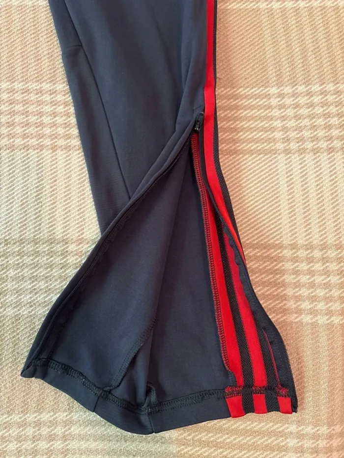 Ensemble Adidas Bayern Munich – Haut & Pantalon taille M - photo numéro 20