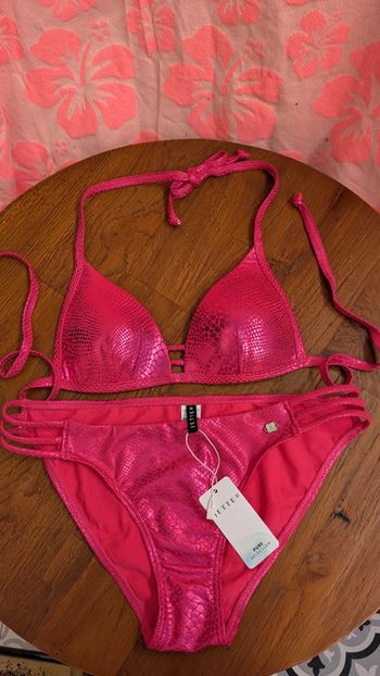 Bikini Jette M