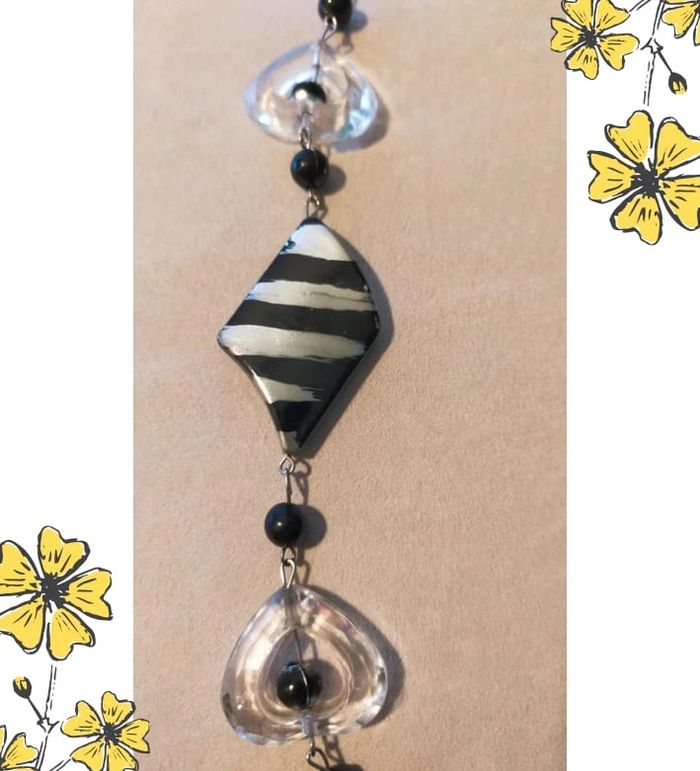 Collier fantaisie noir et transparent – Formes modernes, style graphique - photo numéro 4