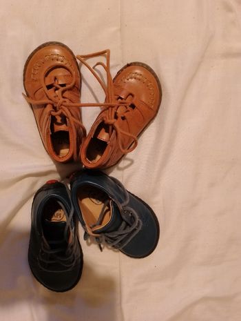 Lot paire de chaussures t 18 pom d'Api