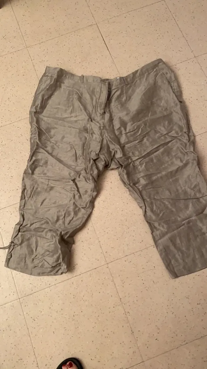 Pantalon court taille 56