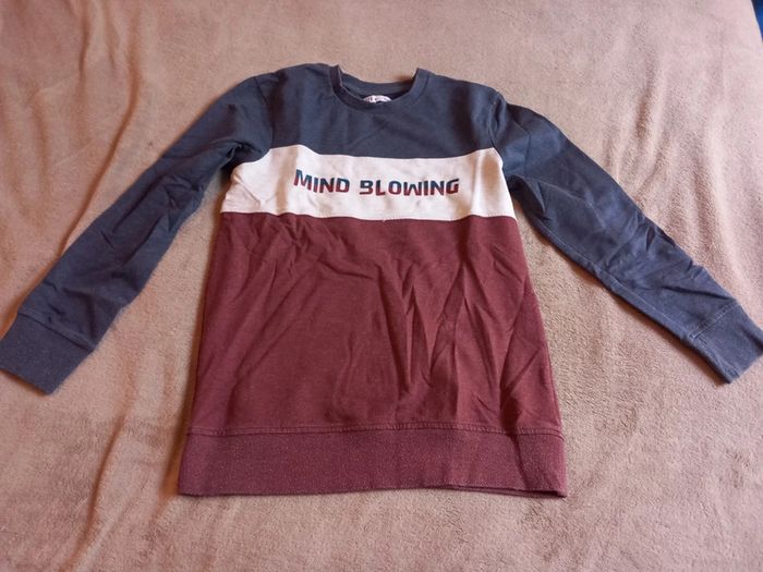 Sweat Taille 12 ans