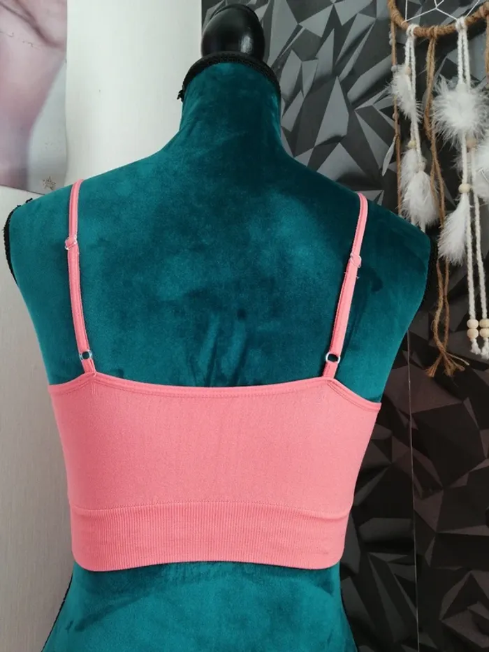 Lot de 2 brassières corail à fines bretelles réglables / sans marque / (S-M) - photo numéro 2