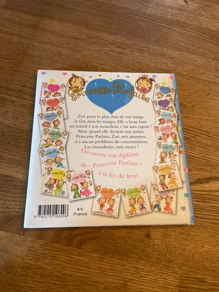 Livre Princesse Parfaite Zoé est étourdie Numéro 15 - photo numéro 3