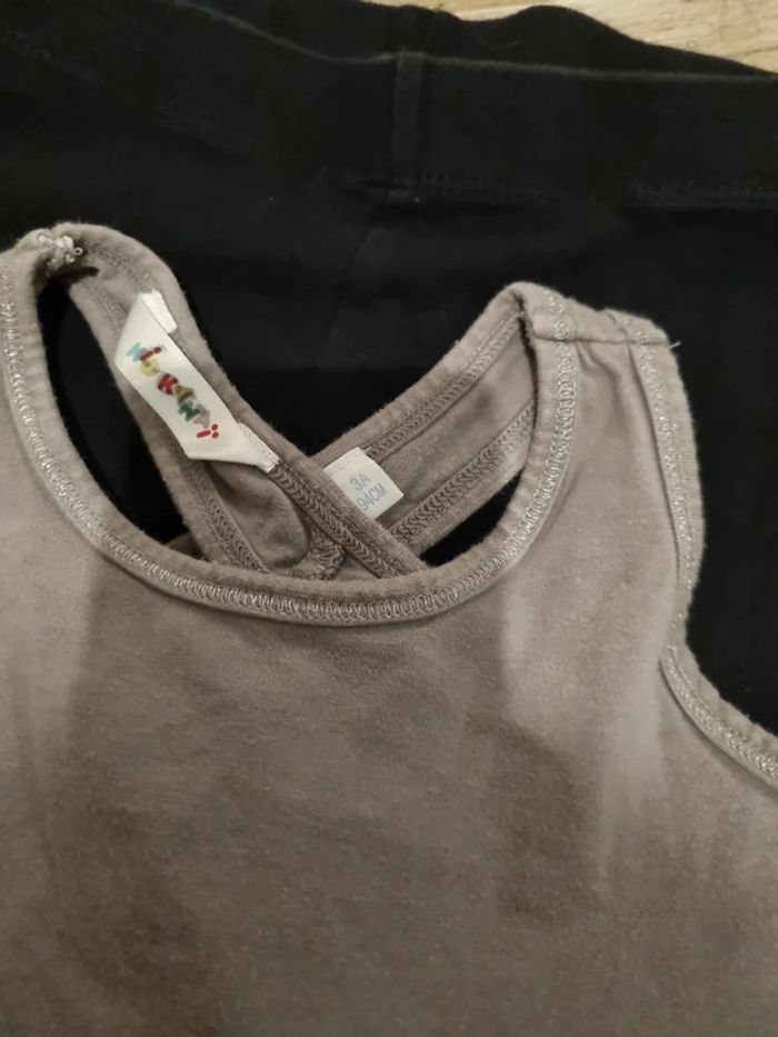 Ensemble leggin et debardeur - photo numéro 4