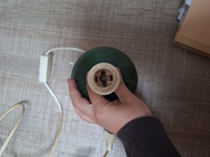 Lampes chevet verte en bois ronde