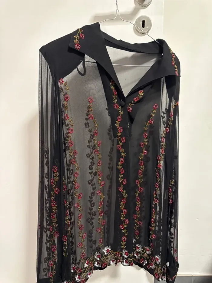 Mgnifique chemise en soie taille 46 - photo numéro 2