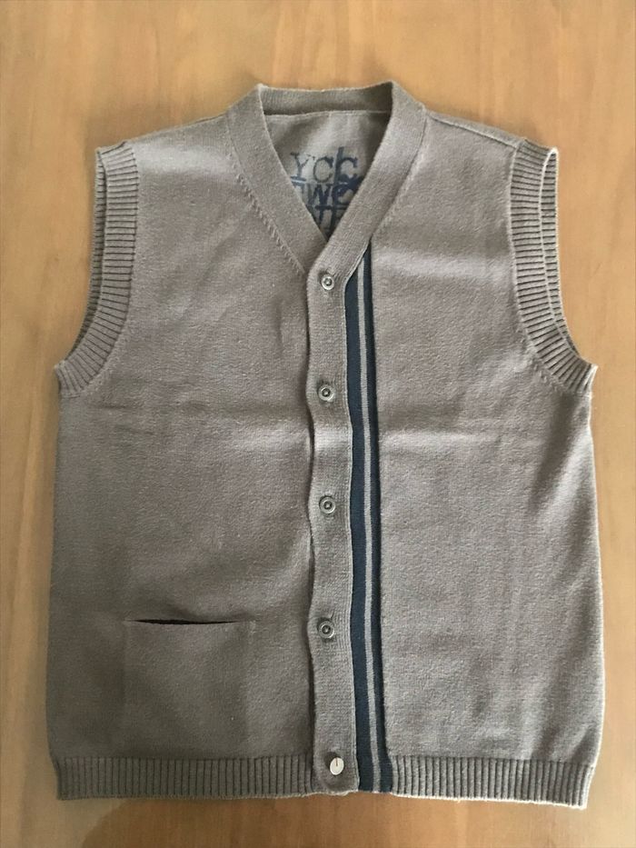 Gilet sans manche gris neuf YCC 6 ans - photo numéro 2