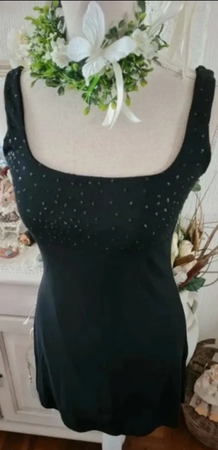 Petite robe noire Kookai Taille 38/40 - photo numéro 2