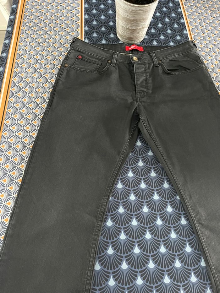 Jean noir homme marque célio taille 46 - photo numéro 2