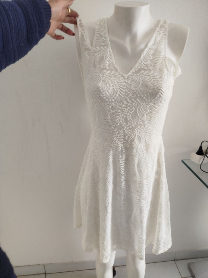 #kytie38femme. Robe en dentelle taille 38/40 - photo numéro 1