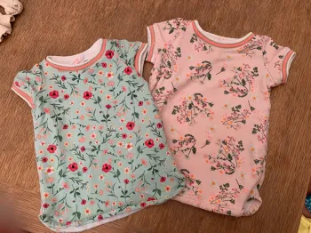 Lot de deux robes HEMA 80