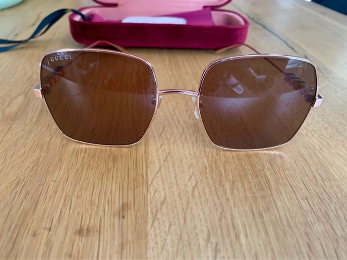 Solaire GUCCI neuve - photo numéro 12