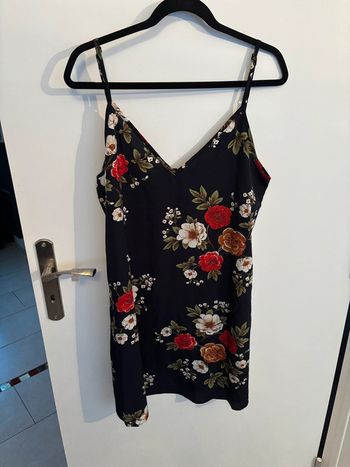 Robe bleue à fleurs L