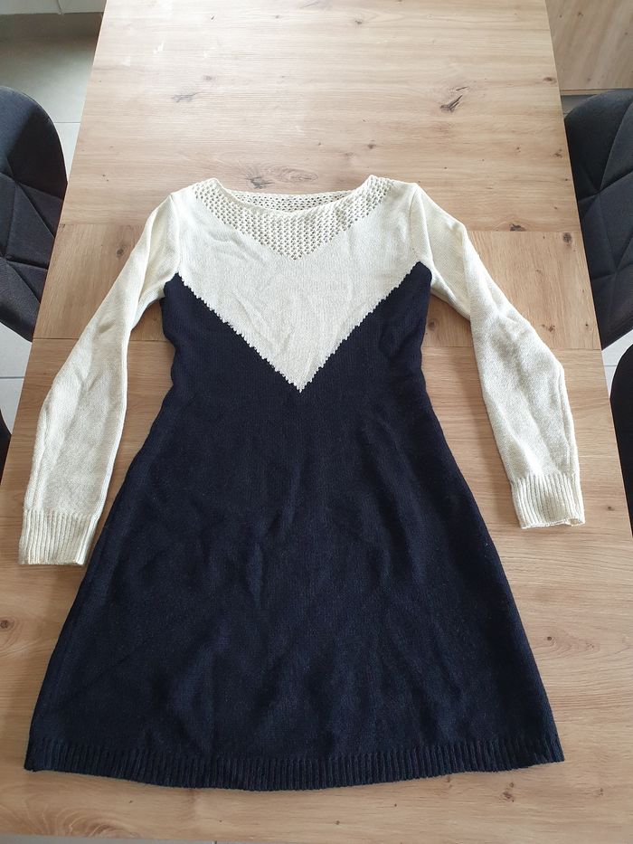 Lots de robes laine taille 36 - photo numéro 3