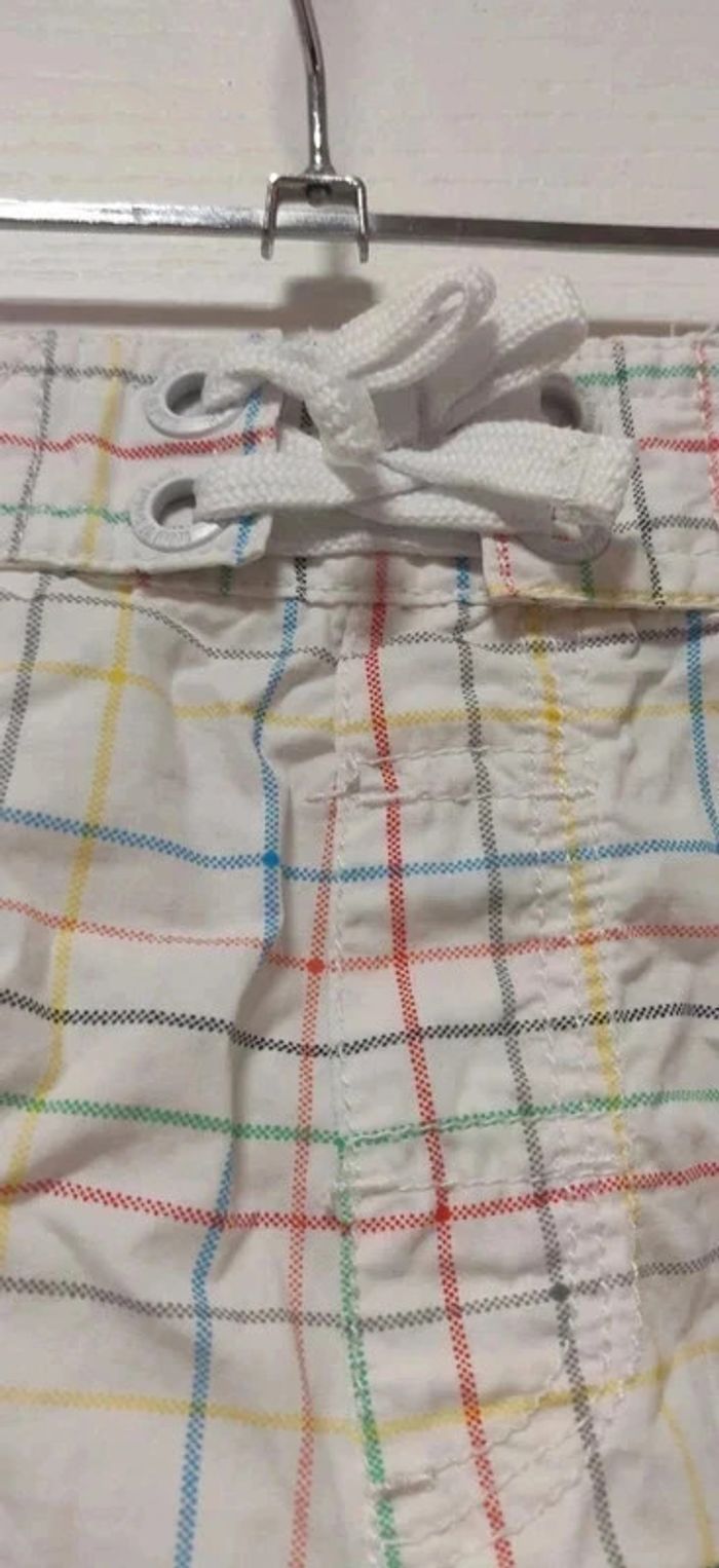Bermuda H&M 6-7 ans blanc carreaux multicolores - photo numéro 4