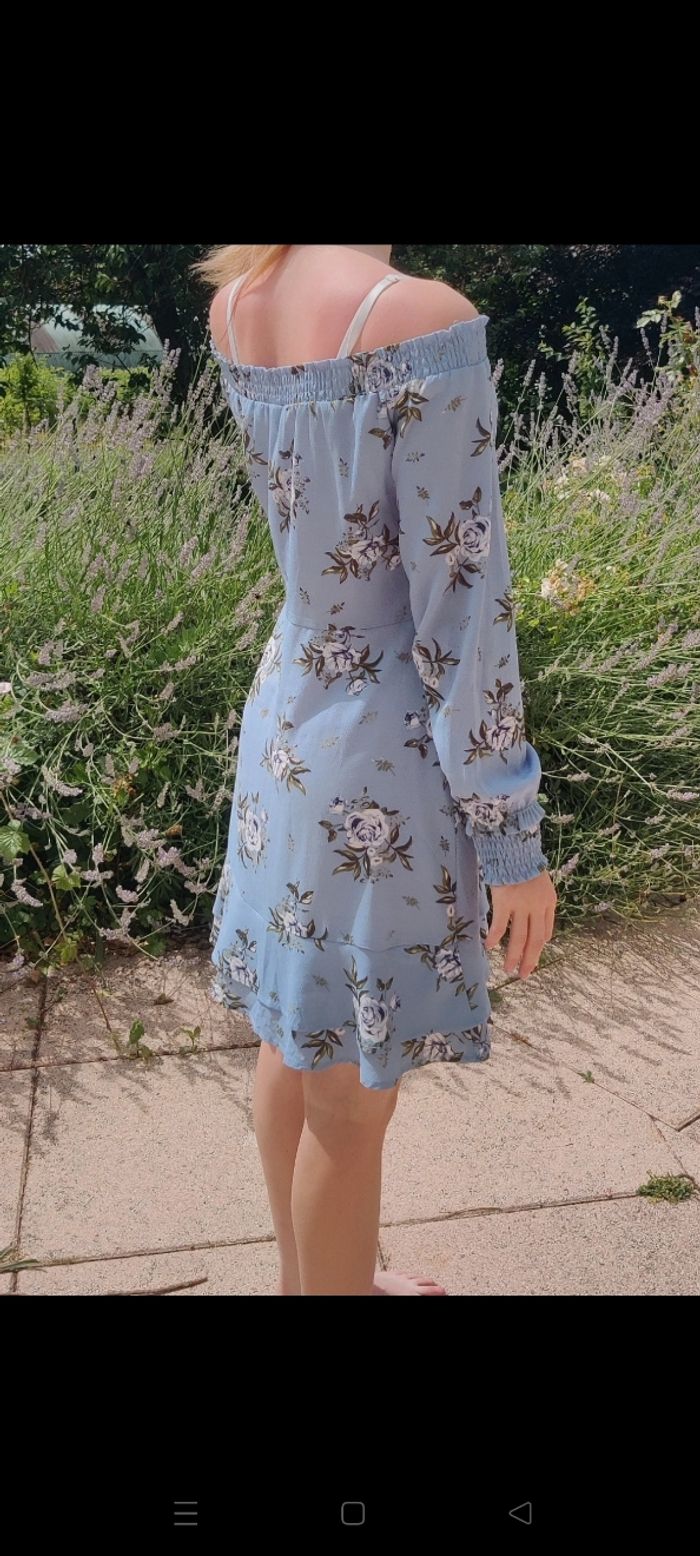 Robe fleurie bleue HM taille 38 - photo numéro 3