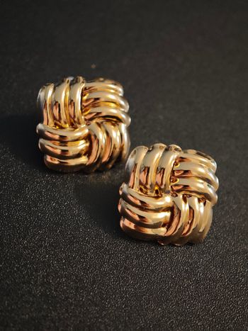 Boucle d'oreille