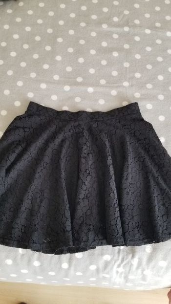 Jupe patineuse en dentelle