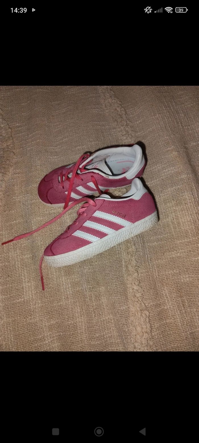 Gazelle rose fille 26