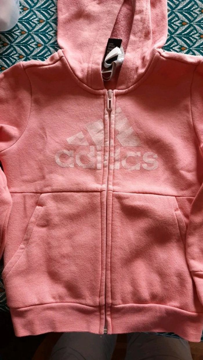 Veste adidas a capuche et zip