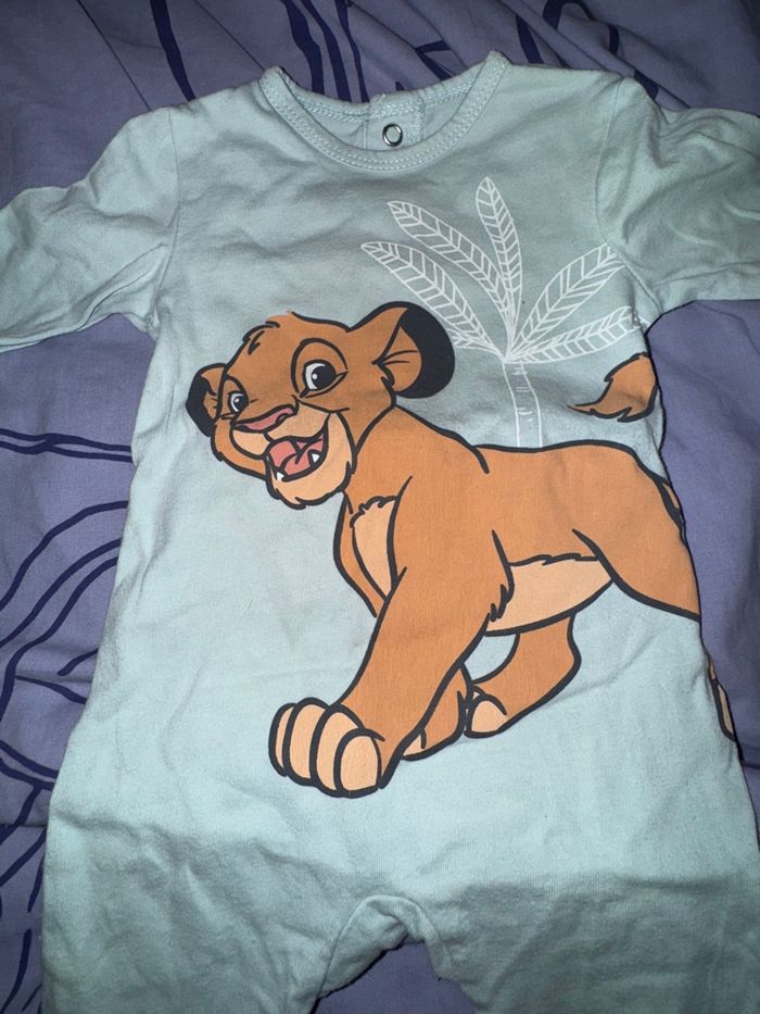 Pyjama le roi lion taille 3 mois - photo numéro 2