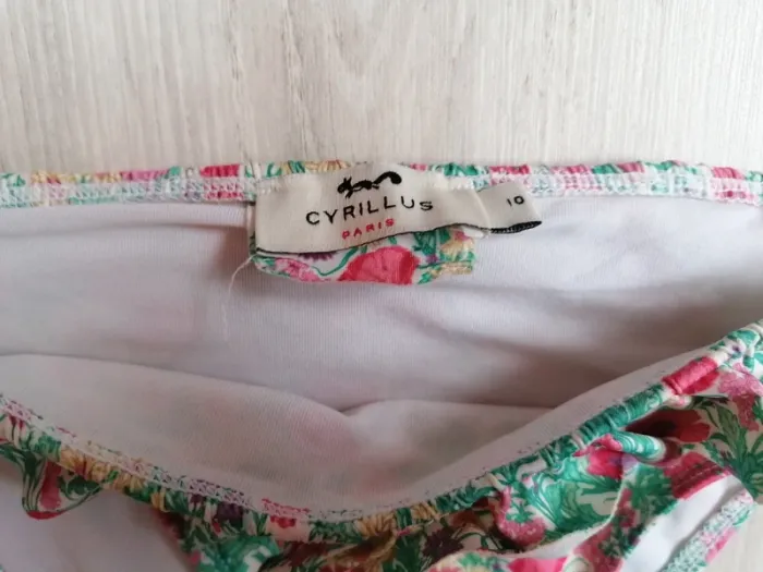 Maillot de bain Cyrillus 
Liberty 
Taille 10 ans 
Très bon état - photo numéro 3