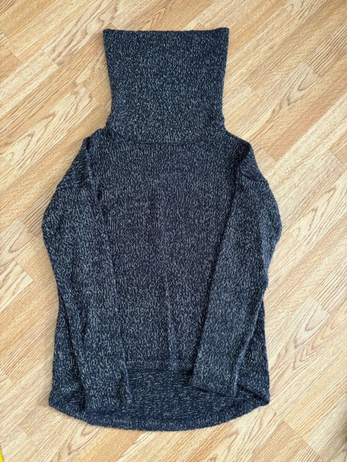 Pull col roulé