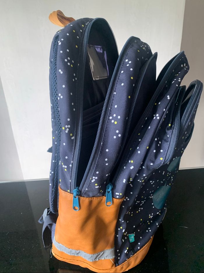 Cartable bleu marine - photo numéro 5