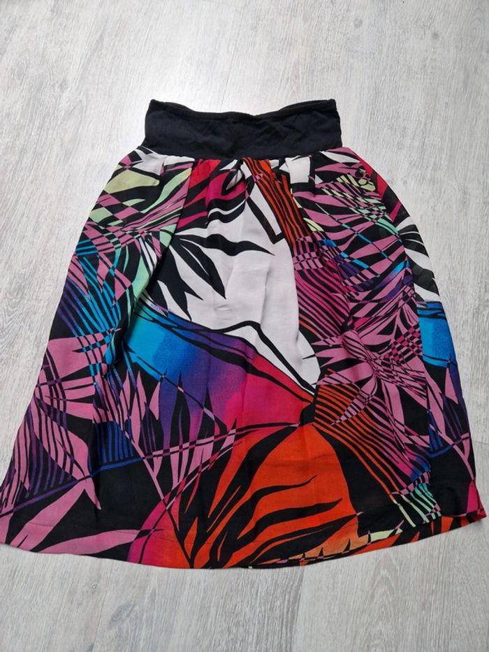 Top bustier Bershka neuf indiqué taille S mais convient à un XS - photo numéro 6