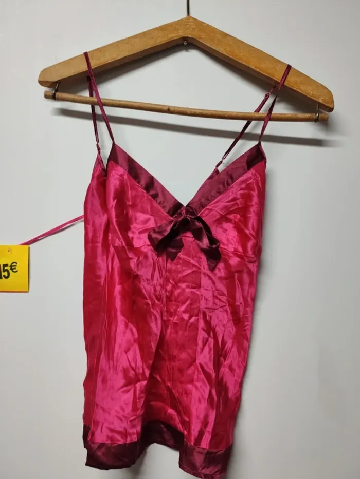 NEUF 🌹 Ensemble en soie, lingerie rose flashy - photo numéro 2