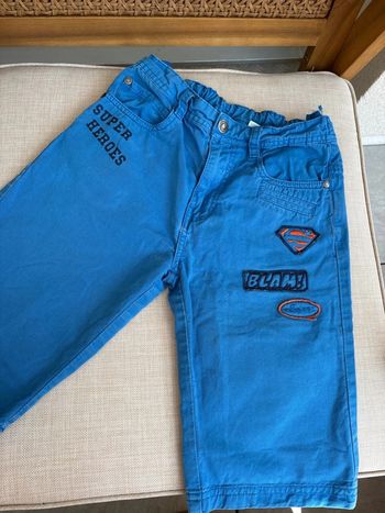 Bermuda bleu superman taille 10 ans