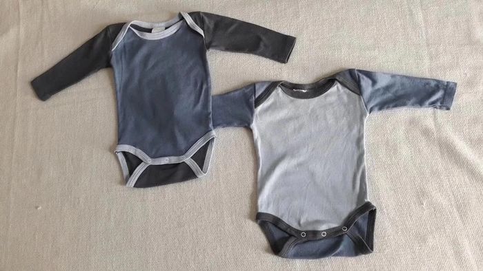 lot de 2 bodies manches longues 3 mois - photo numéro 3