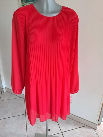Robe plissée rouge