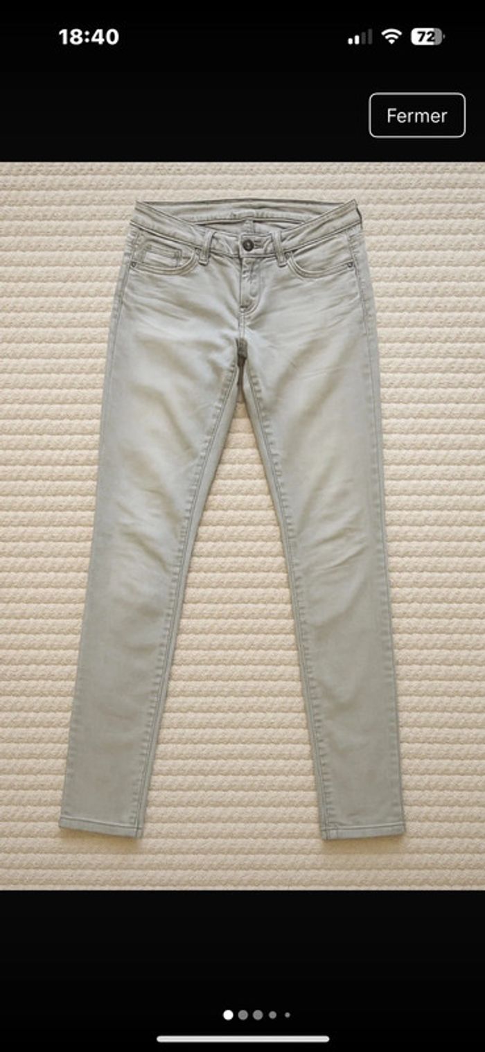 Jean gris clair Tommy Hilfiger – Taille 30, Longueur 34 - 30) - photo numéro 3