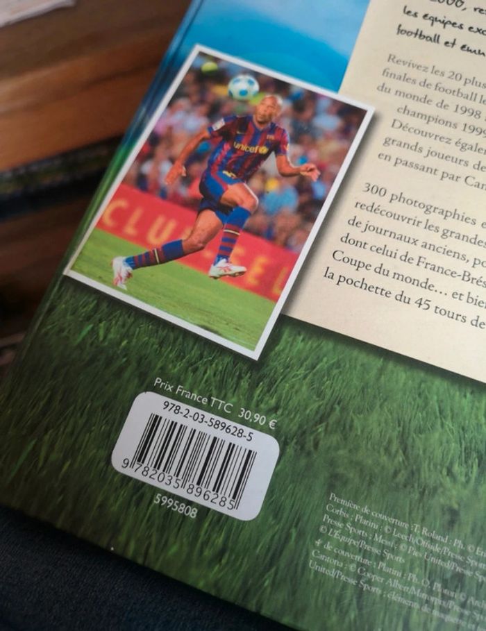Livre "les légendes du foot" édition larousse - photo numéro 6