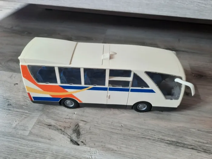 Bus 'playmobil' - photo numéro 2