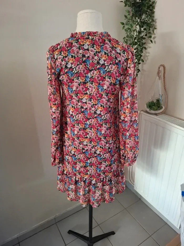 Robe fleurie Naf Naf T34 - photo numéro 2