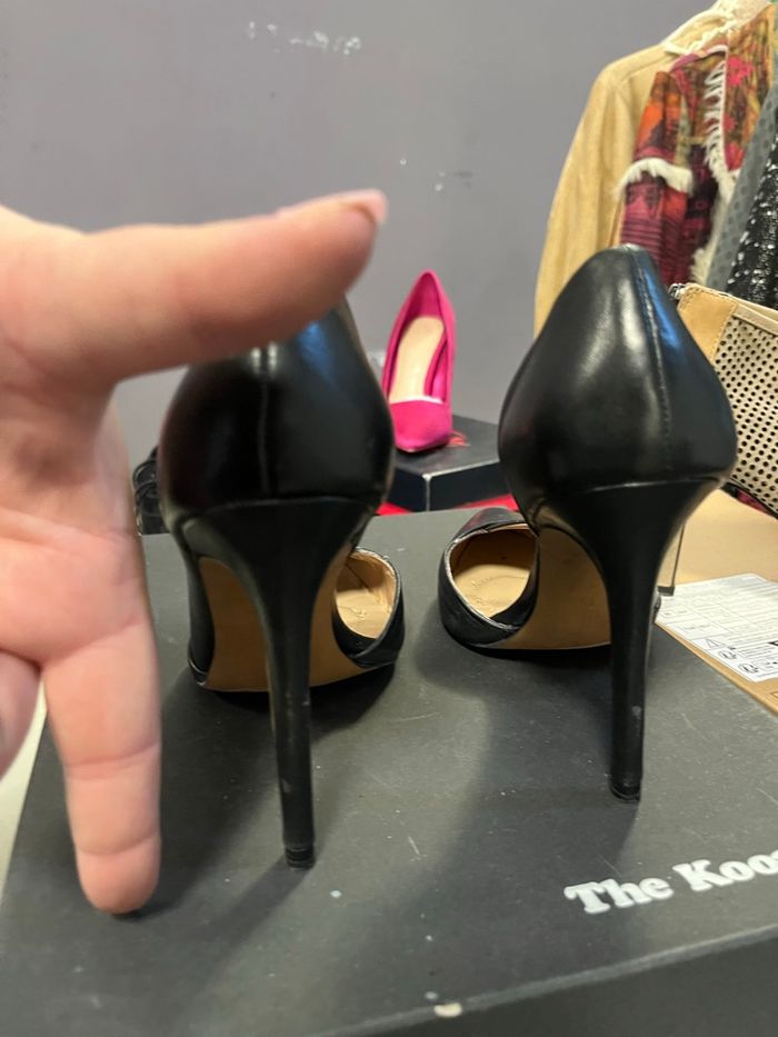 Talon HAUT  decoltes ZARA - photo numéro 3