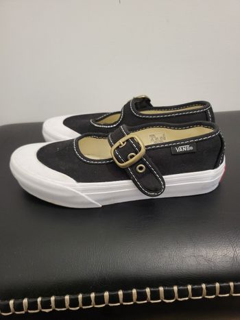 Basket d'été Vans taille 30.5 en très bon état