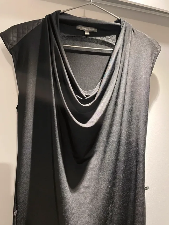 Jolie robe noir fluide taille 38/40 - photo numéro 4