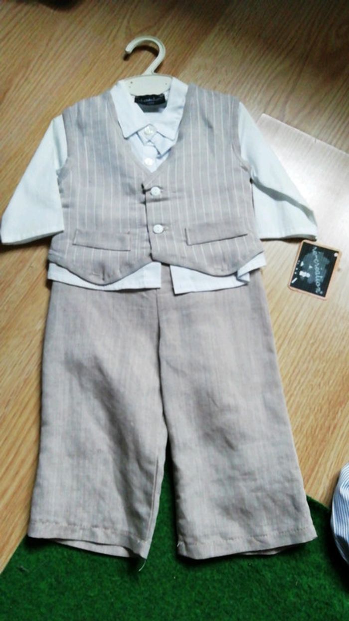 Costume garçon neuf 9 mois