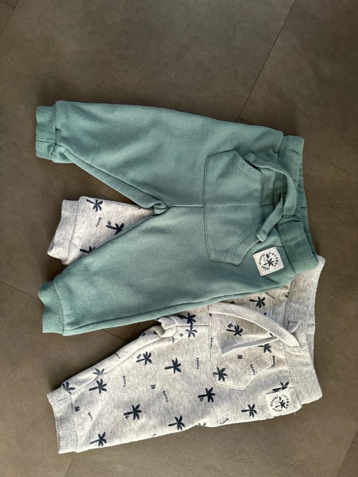 Lot pantalons 6 mois - photo numéro 2