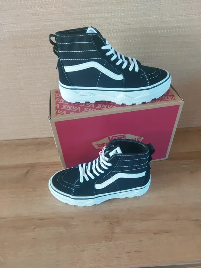 Basket vans