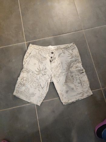 Short homme fleurie