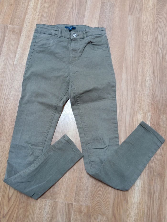 Lot vêtements 12 ans 2 tee-shirts, 1 jean et 1 pull - photo numéro 14