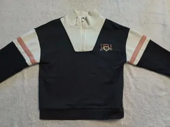 Sweat-shirt Kiabi 10 ans (réf perso G-M1)(familleac72)