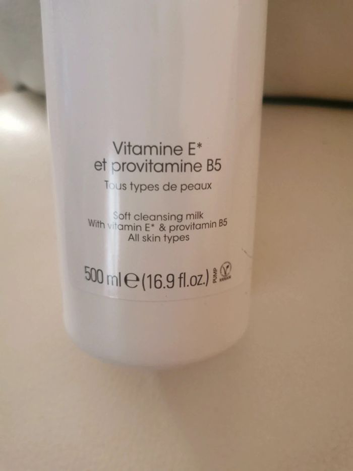 Lait démaquillant doux grand format Byphasse neuf - photo numéro 3