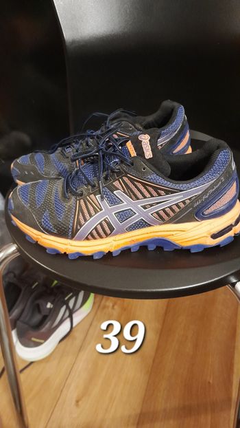 Asics 39